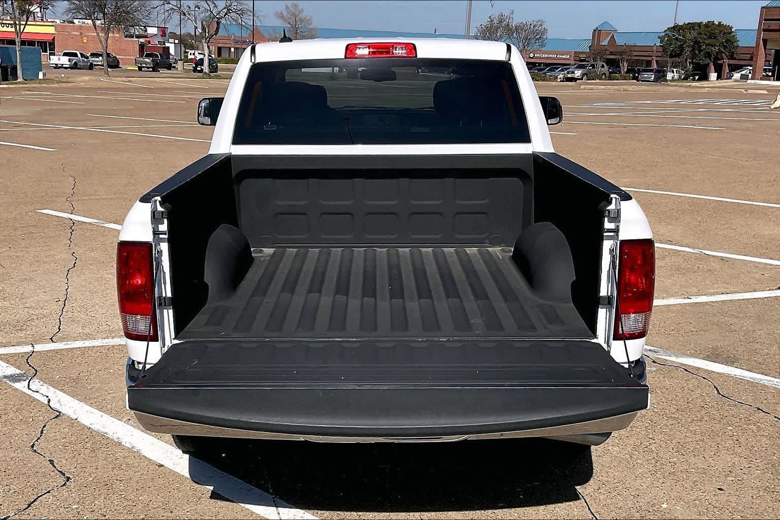 Thumbnail: 2023 RAM 1500 Classic - 18