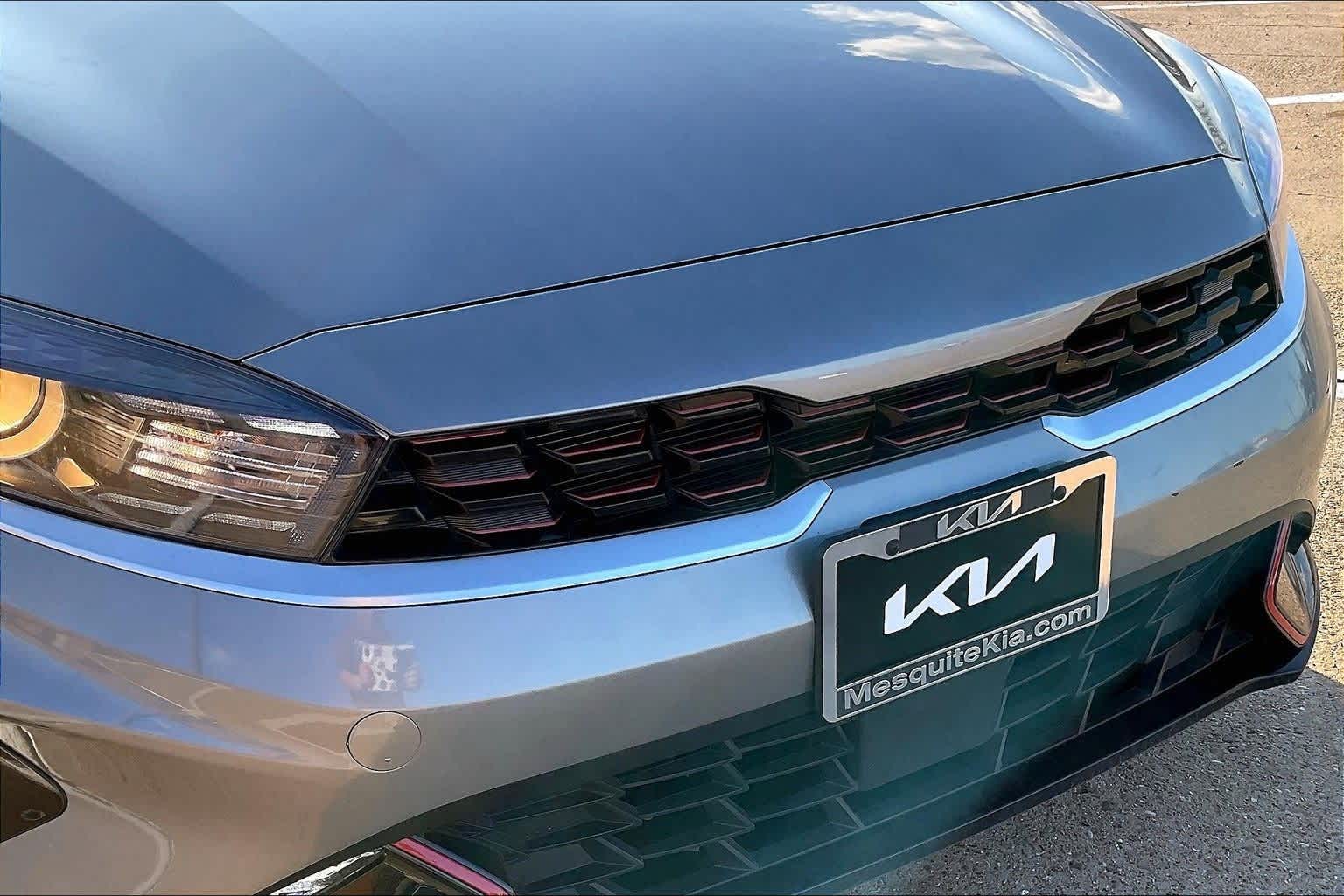 Thumbnail: 2024 Kia Forte - 32