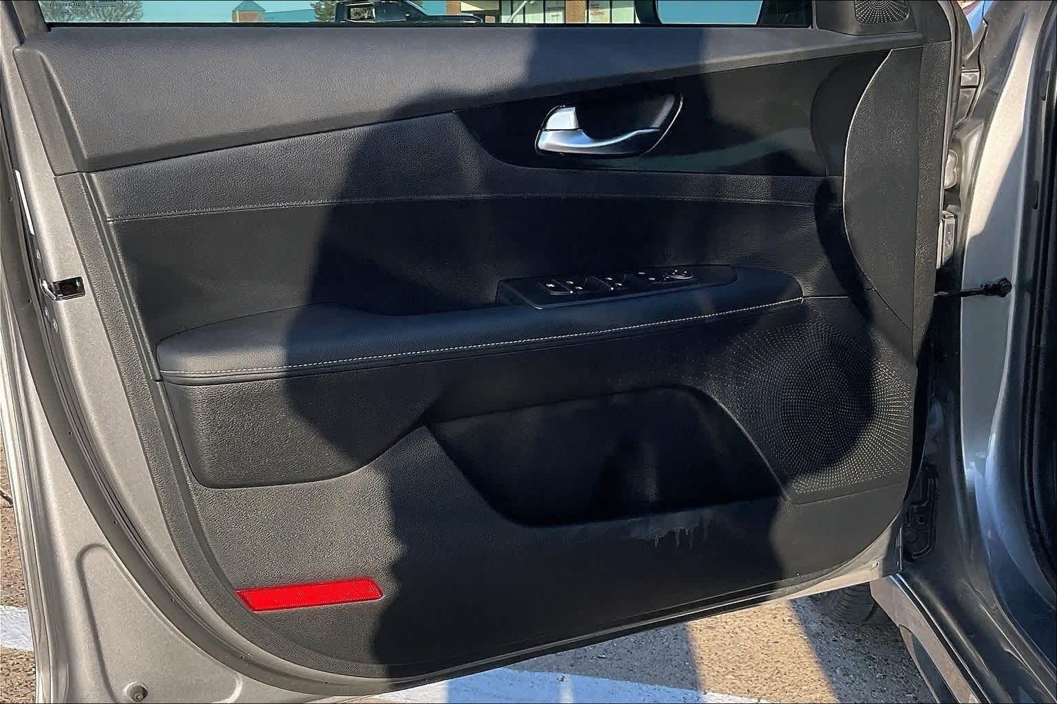 Thumbnail: 2024 Kia Forte - 27