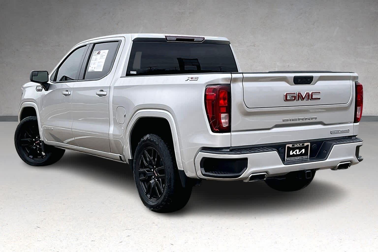 Thumbnail: 2022 GMC Sierra 1500 - 4