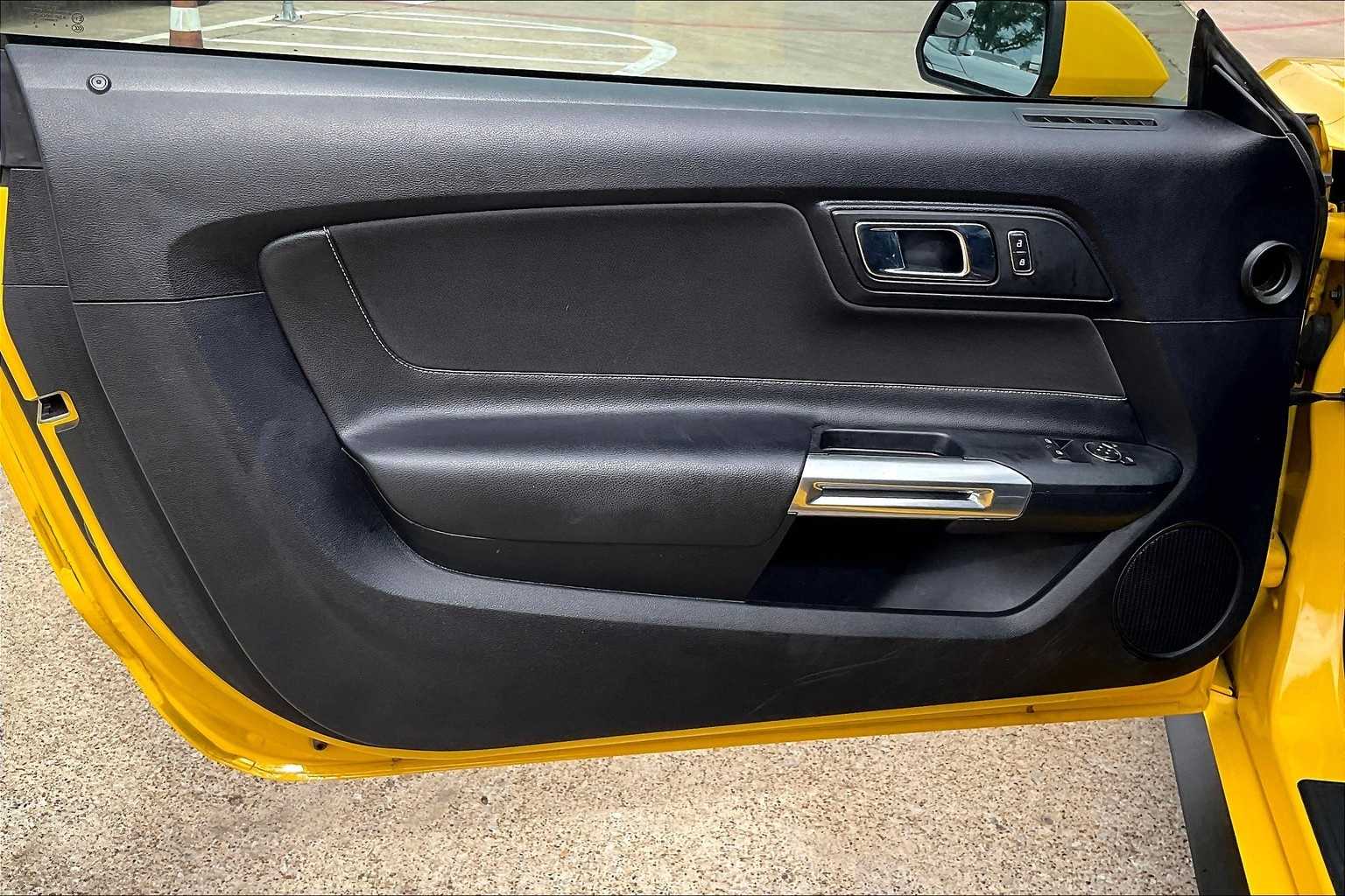 Thumbnail: 2015 Ford Mustang - 24