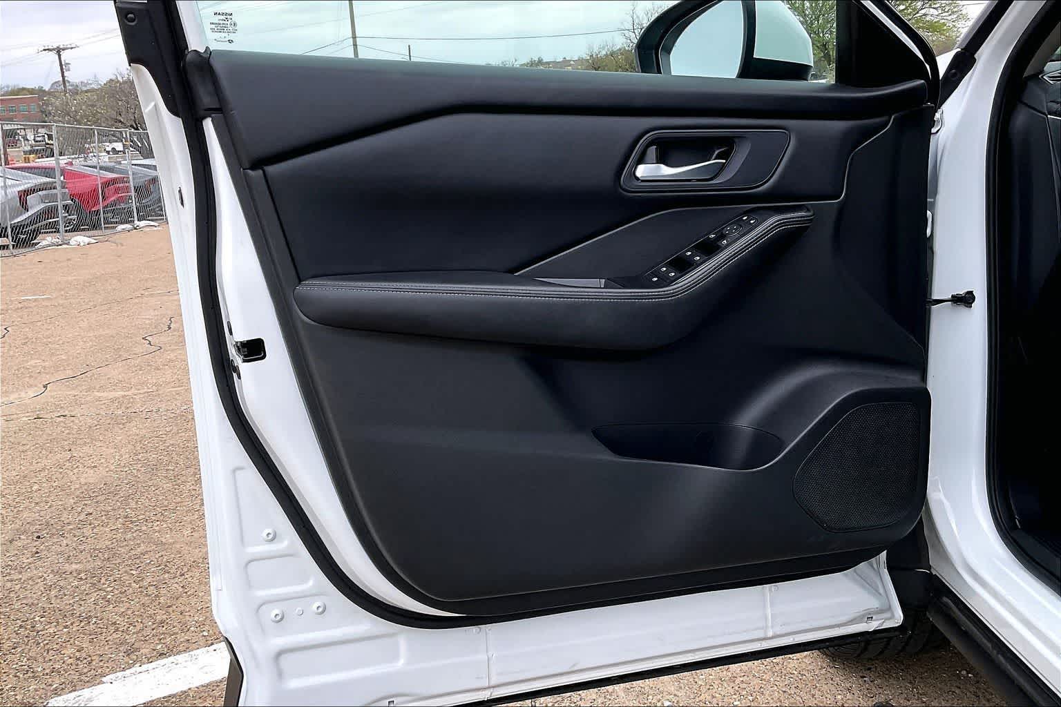 Thumbnail: 2024 Nissan Rogue - 27