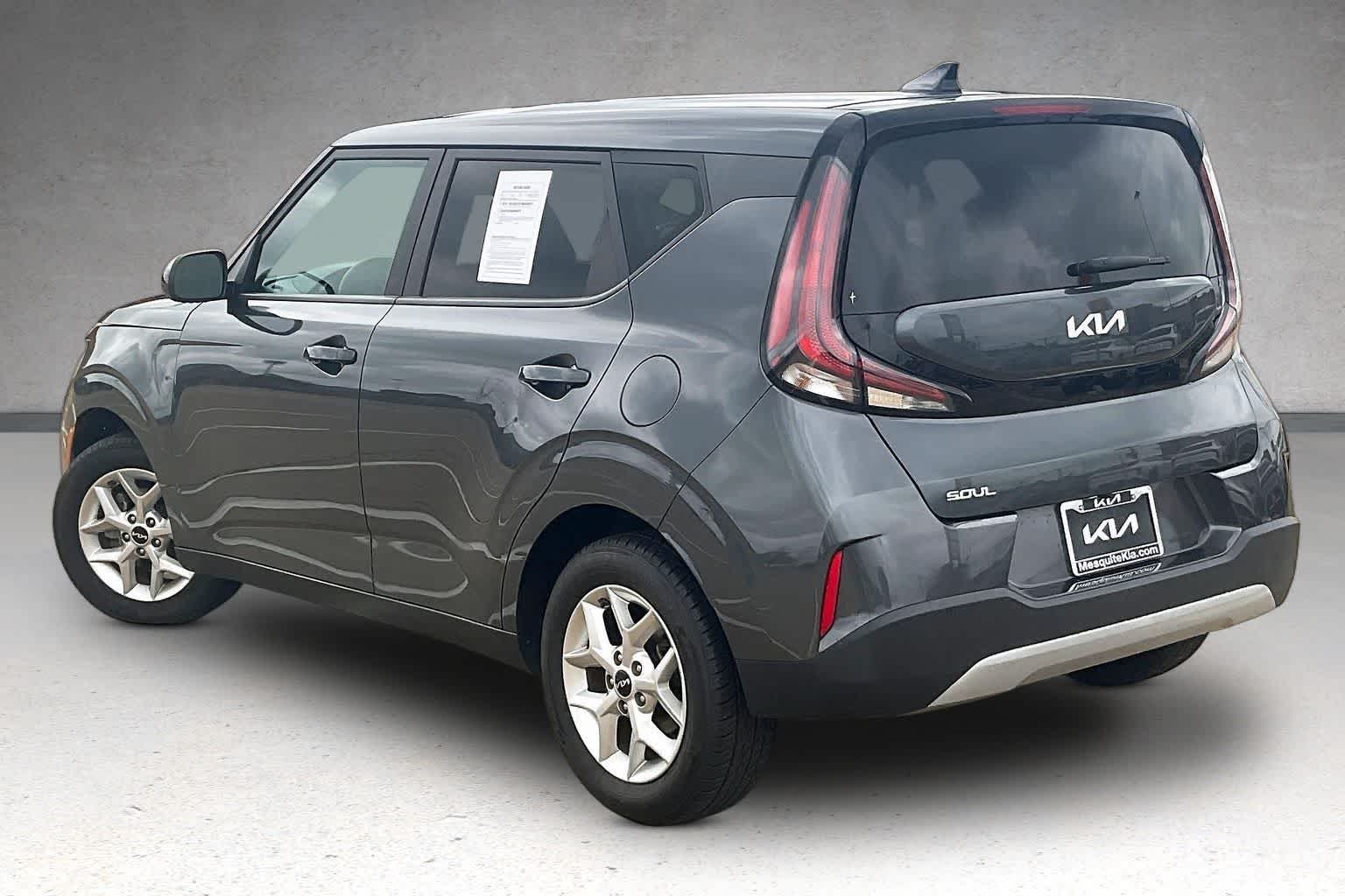 Thumbnail: 2023 Kia Soul - 3