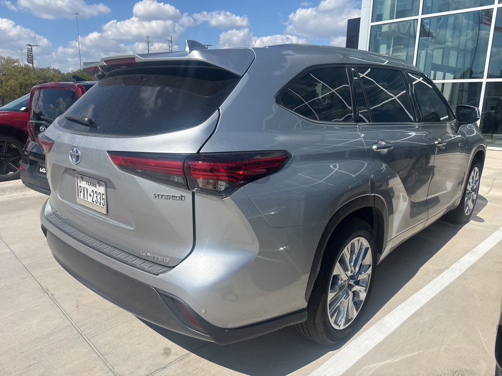Thumbnail: 2021 Toyota Highlander - 2