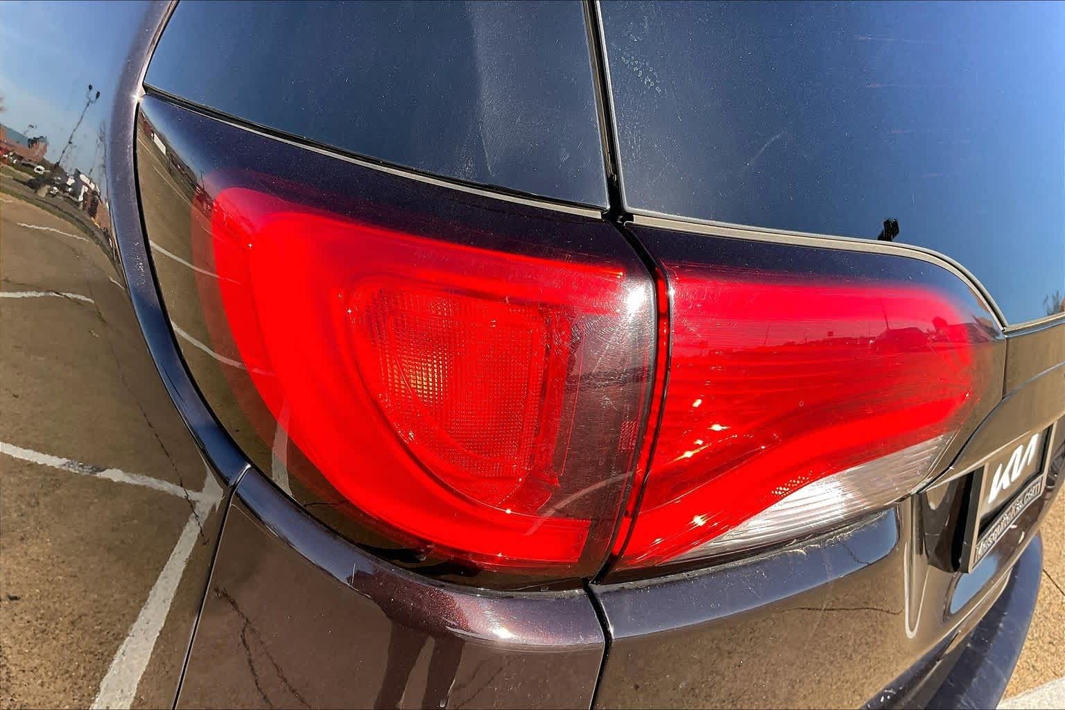 Thumbnail: 2017 Chrysler Pacifica - 32