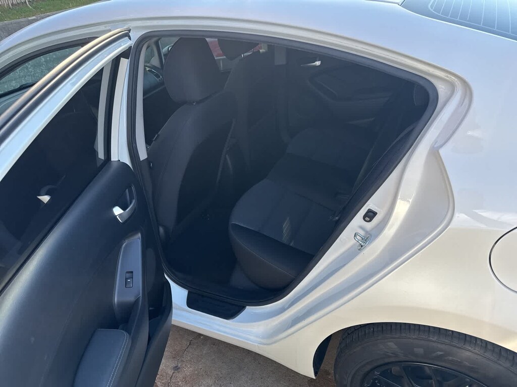 Used 2017 Kia Forte LX Sedan