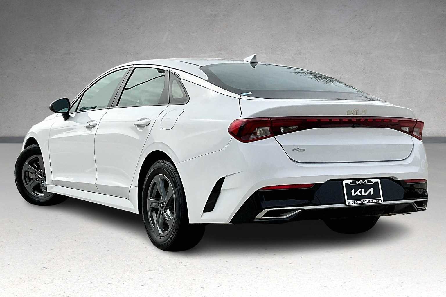 Thumbnail: 2022 Kia K5 - 4