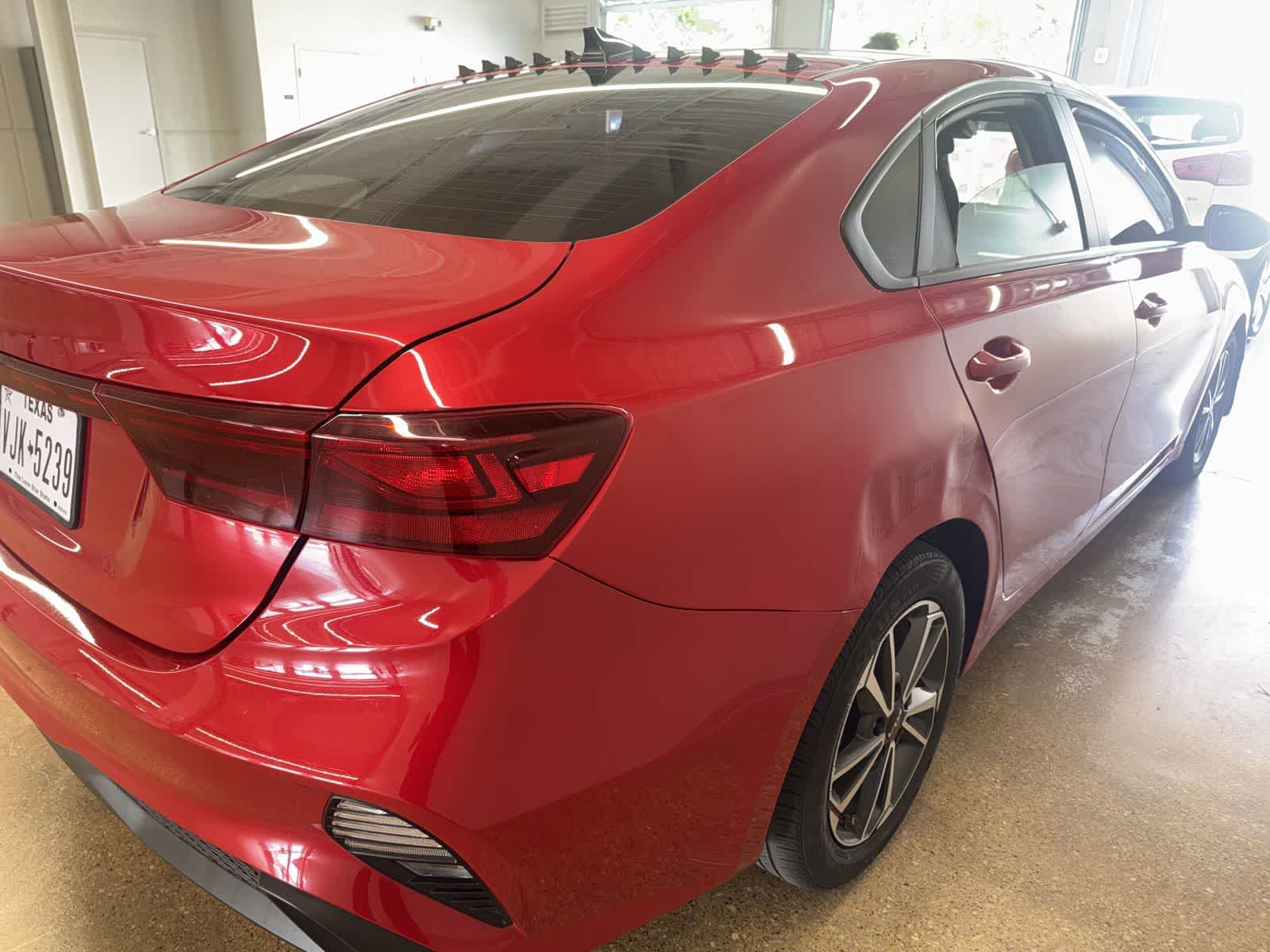 Thumbnail: 2023 Kia Forte - 4