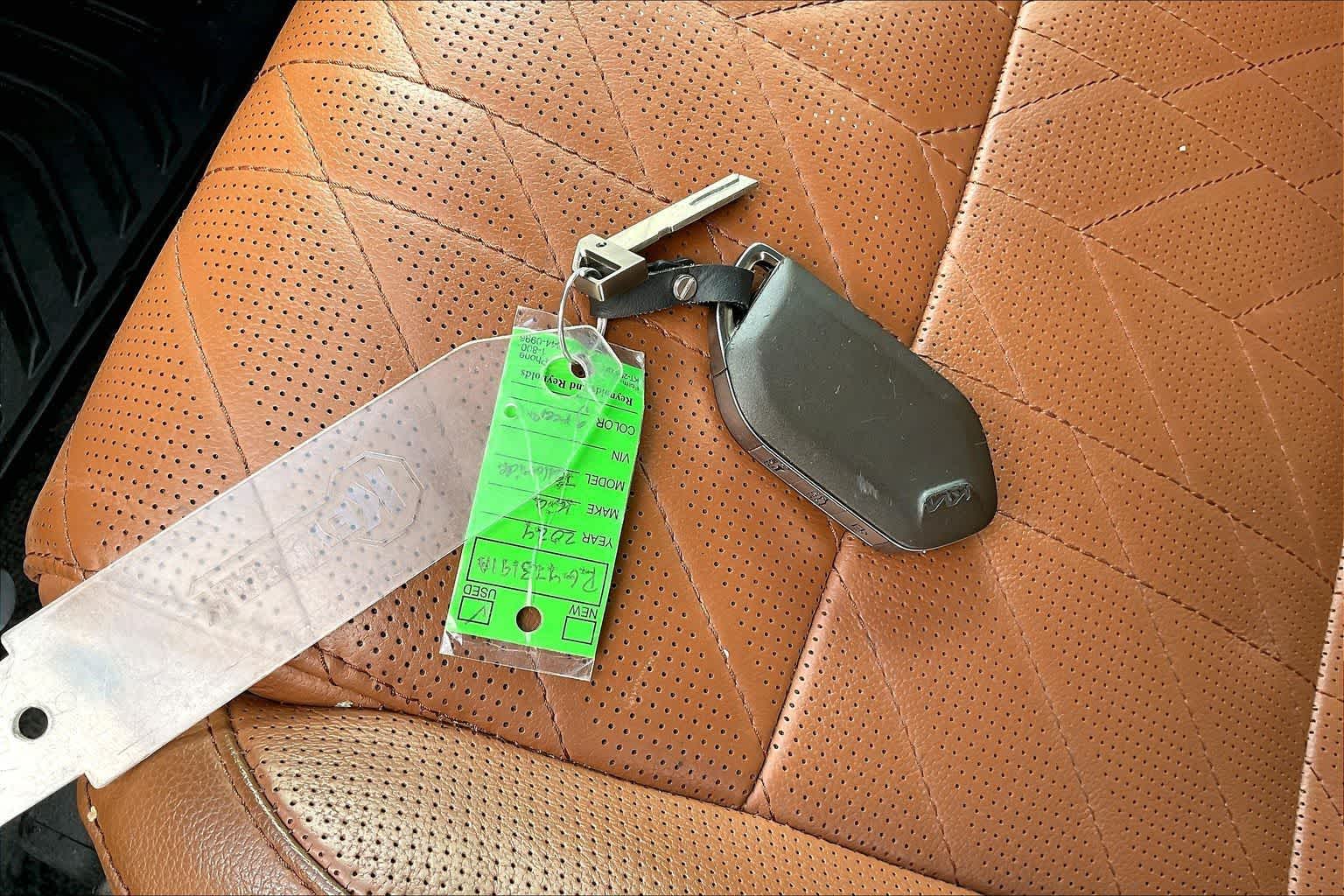 Thumbnail: 2024 Kia Telluride - 19