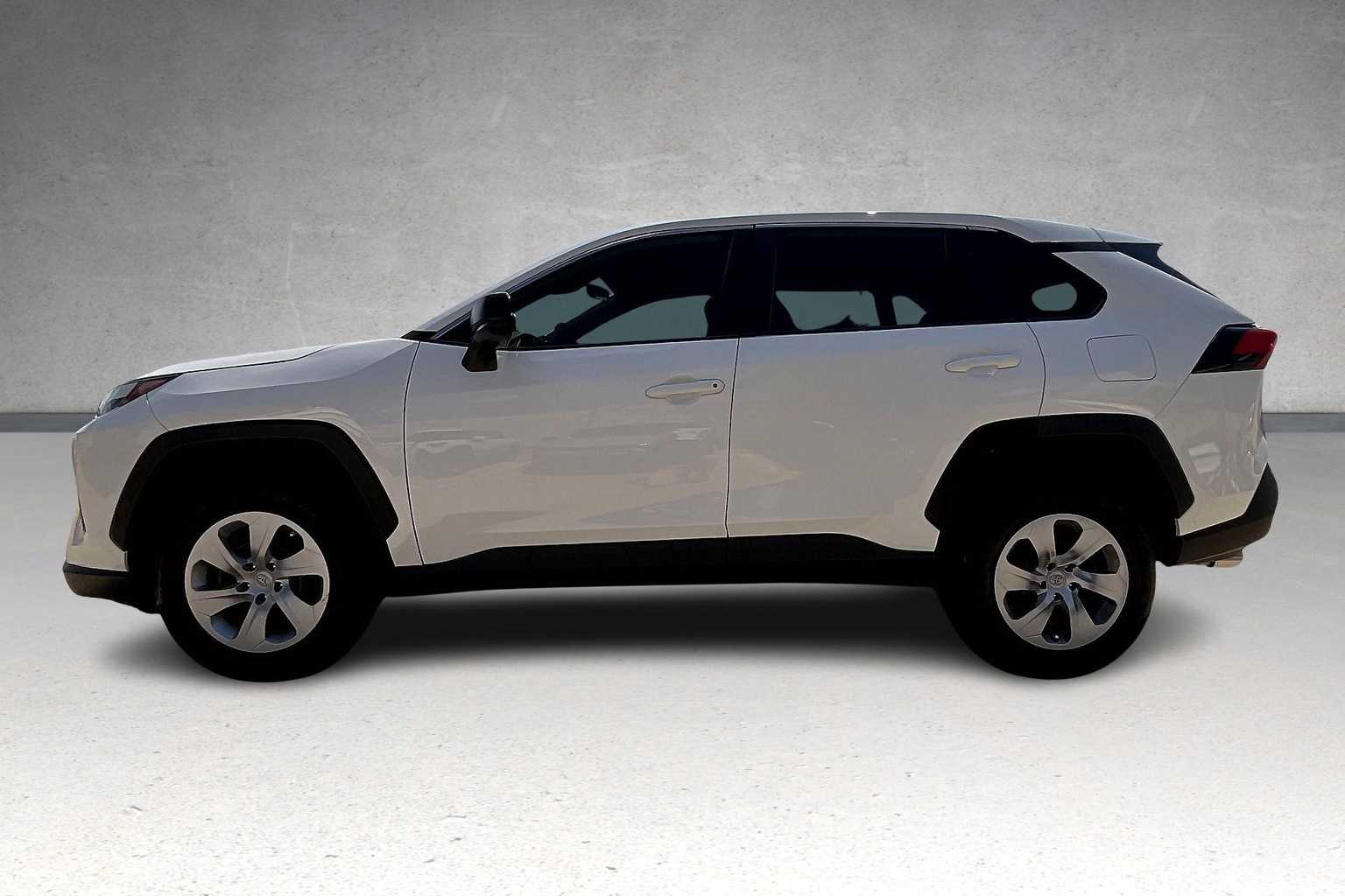 Thumbnail: 2024 Toyota RAV4 - 3
