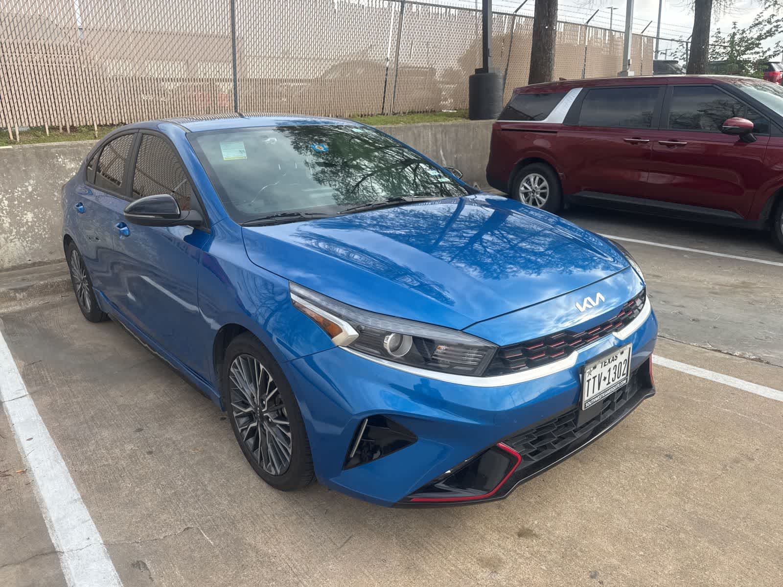 Thumbnail: 2024 Kia Forte - 3