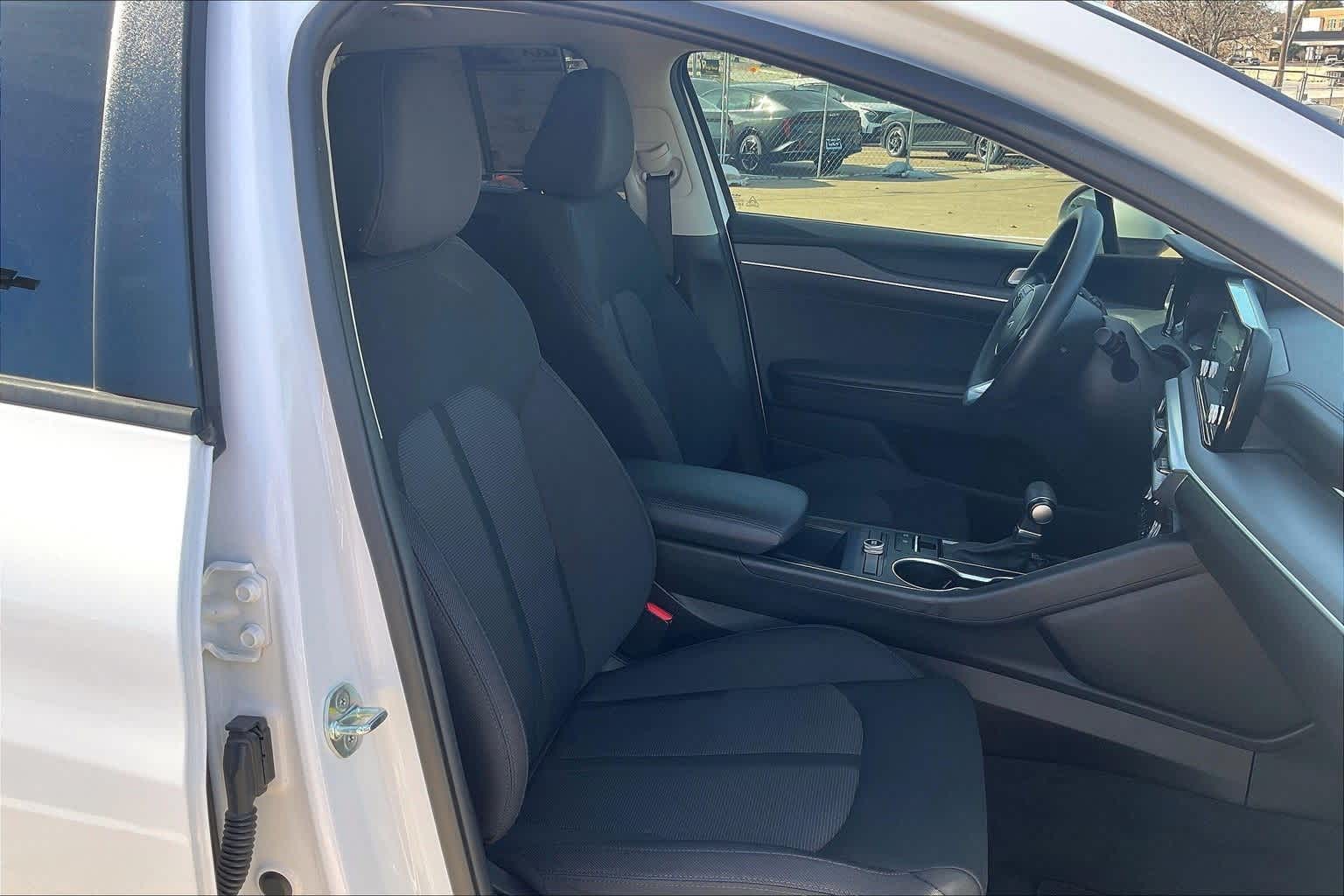 Thumbnail: 2022 Kia K5 - 12