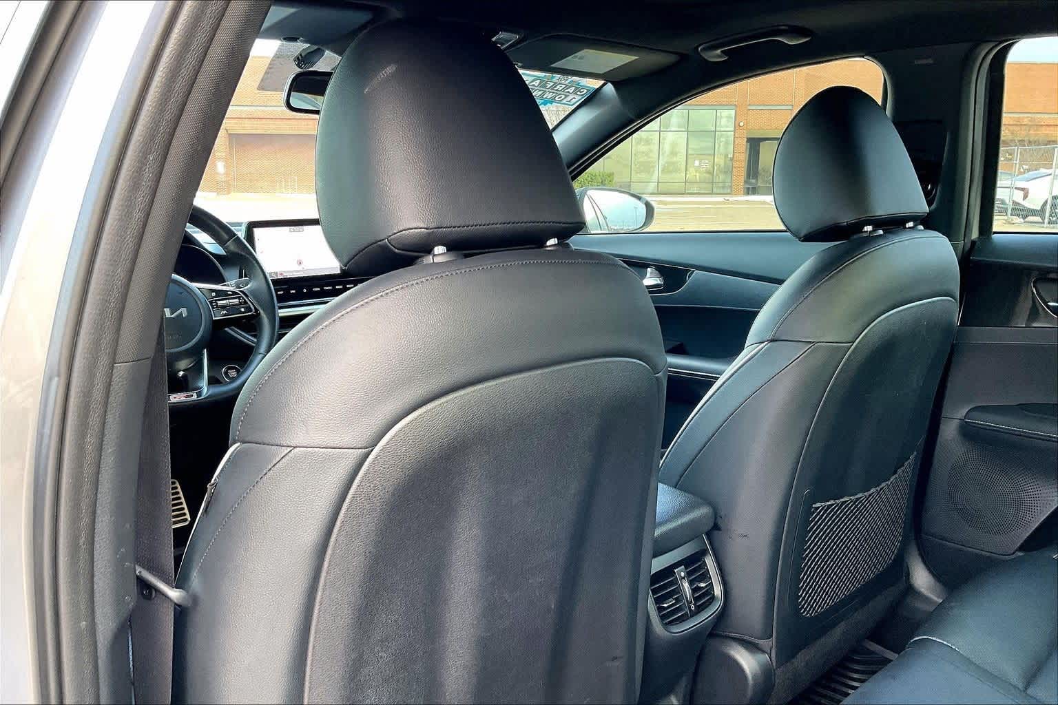 Thumbnail: 2024 Kia Forte - 12