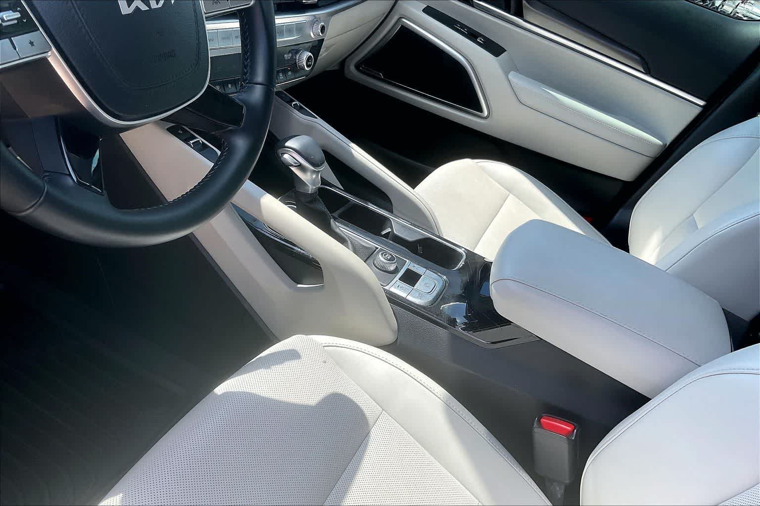 Thumbnail: 2024 Kia Telluride - 13