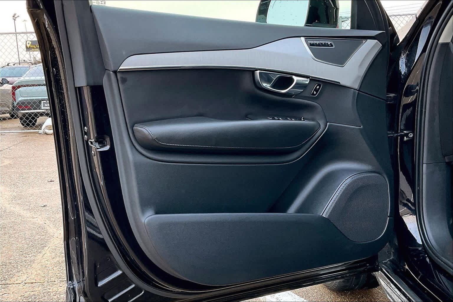 Thumbnail: 2021 Volvo XC90 - 27