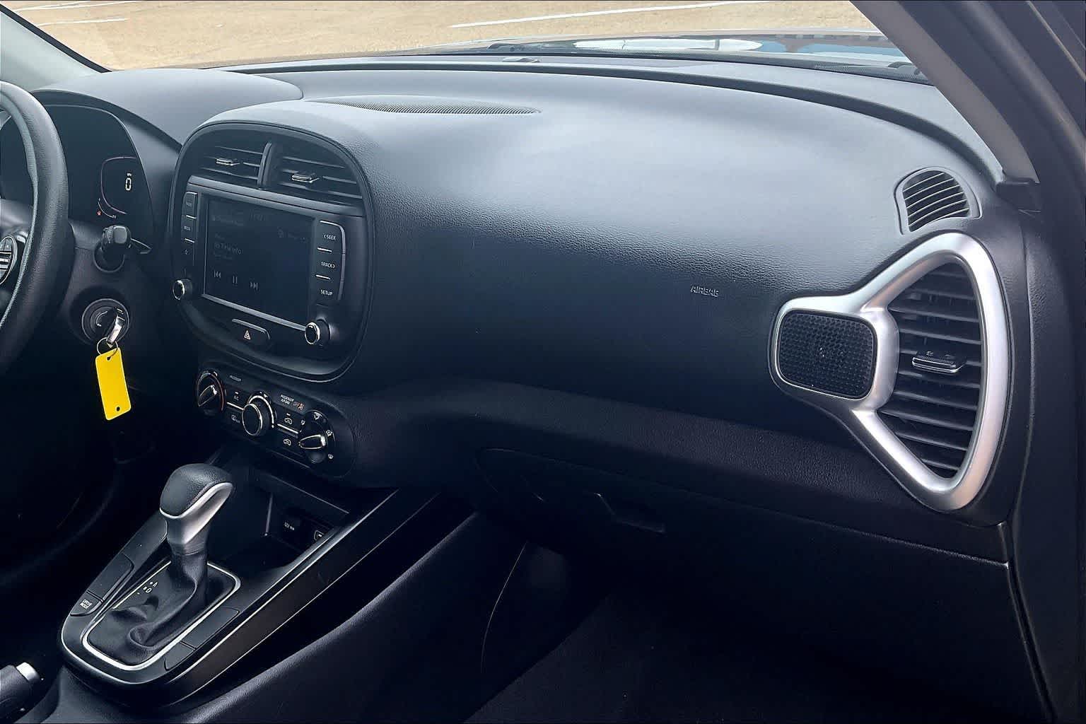 Thumbnail: 2023 Kia Soul - 20