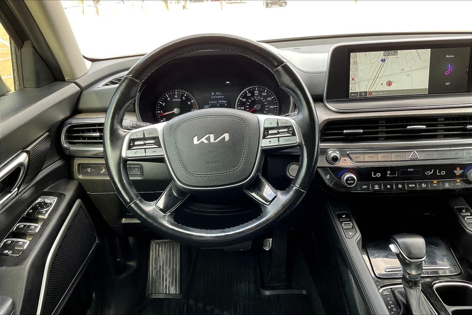 Thumbnail: 2022 Kia Telluride - 14