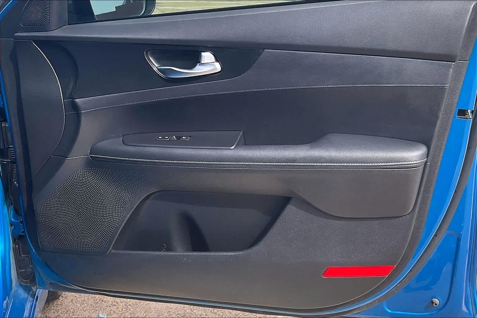 Thumbnail: 2024 Kia Forte - 28