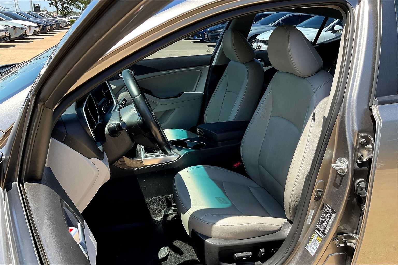 Thumbnail: 2015 Kia Optima - 11