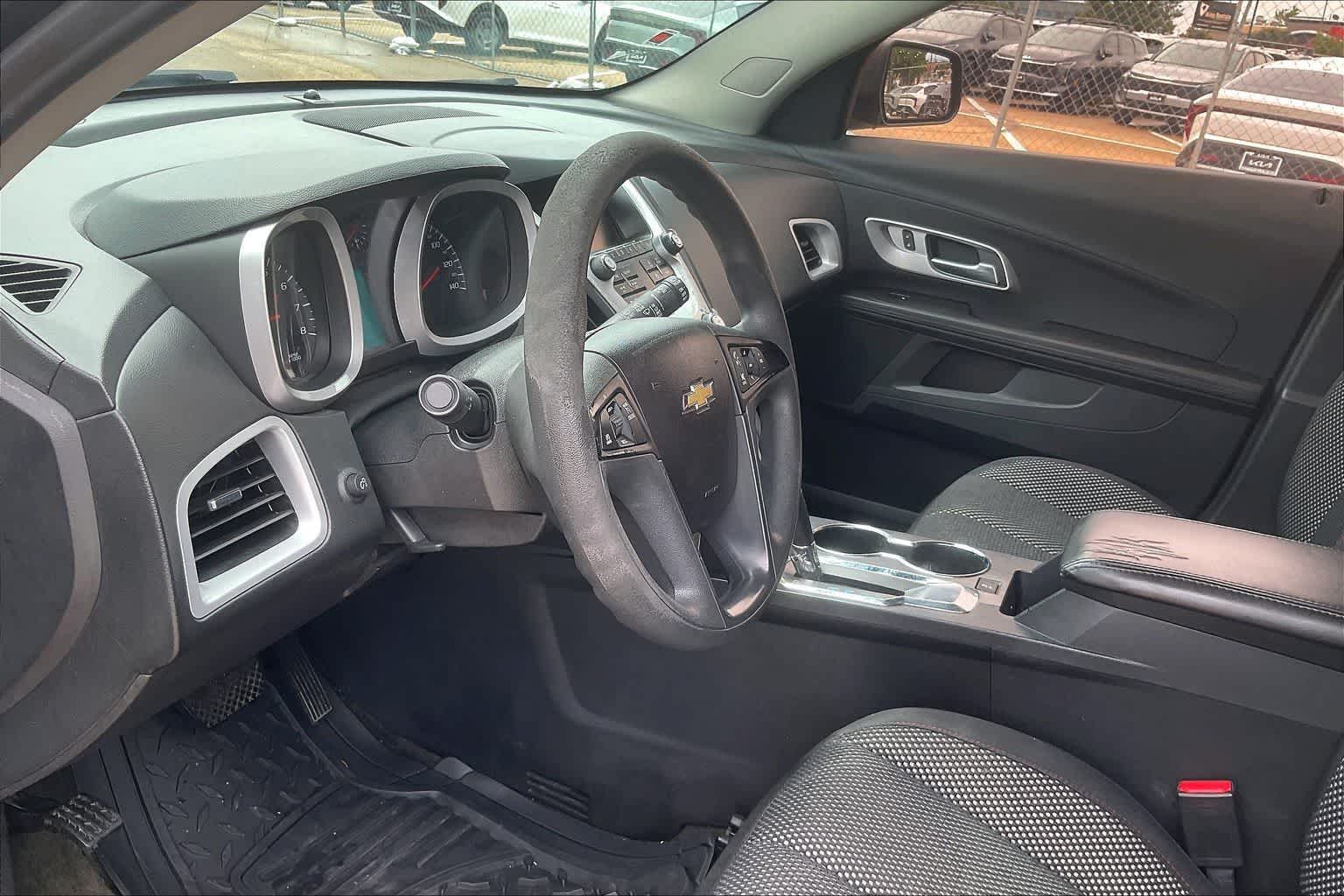 Used 2017 Chevrolet Equinox LS with VIN 2GNALBEK8H1561443 for sale in Mesquite, TX