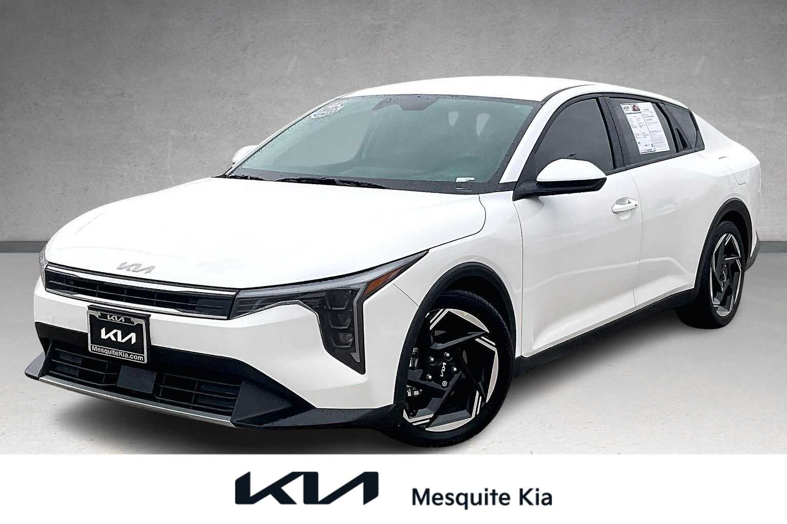 Thumbnail: 2025 Kia K4 - 1