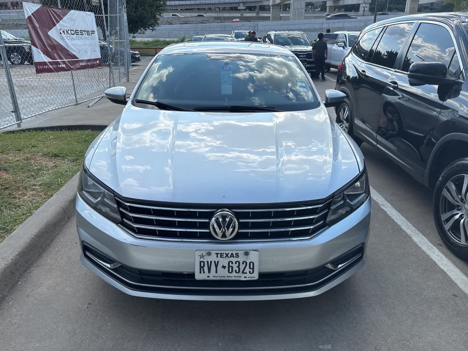 Thumbnail: 2019 Volkswagen Passat - 2