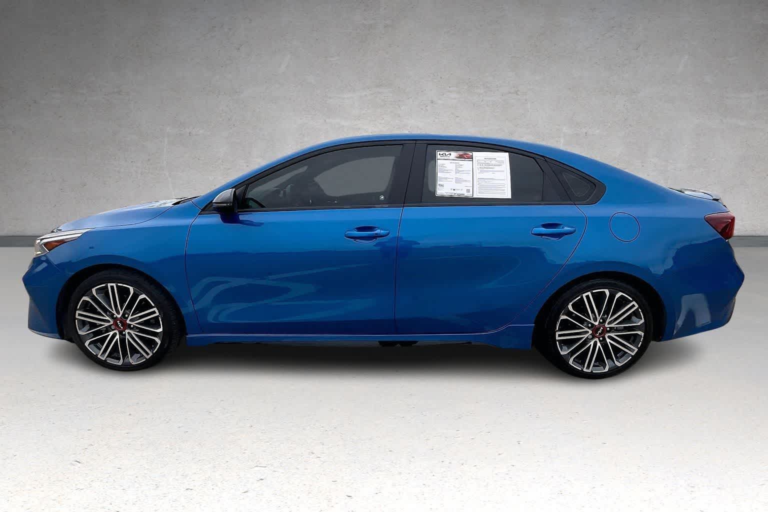 Thumbnail: 2023 Kia Forte - 3