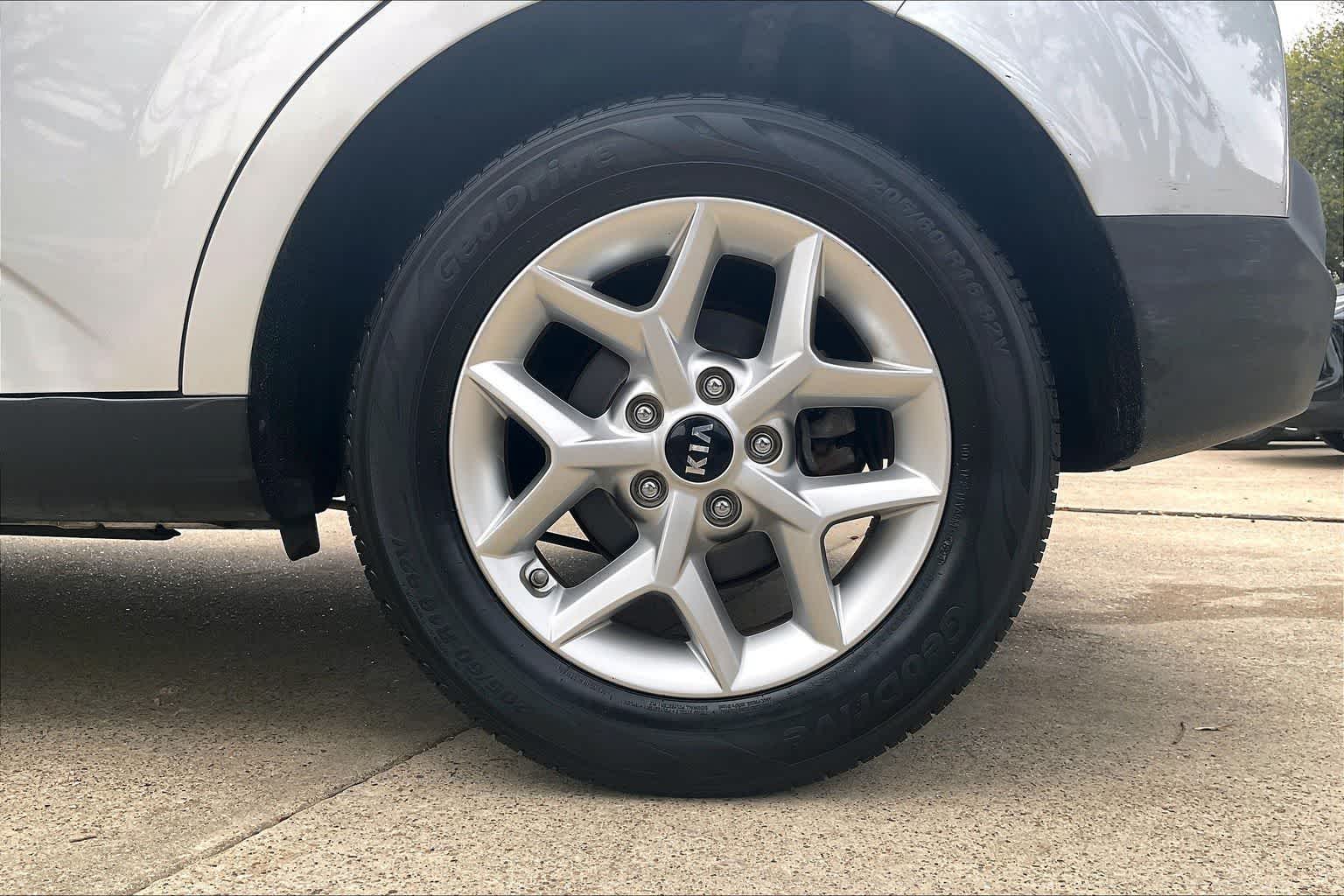 Thumbnail: 2020 Kia Soul - 8