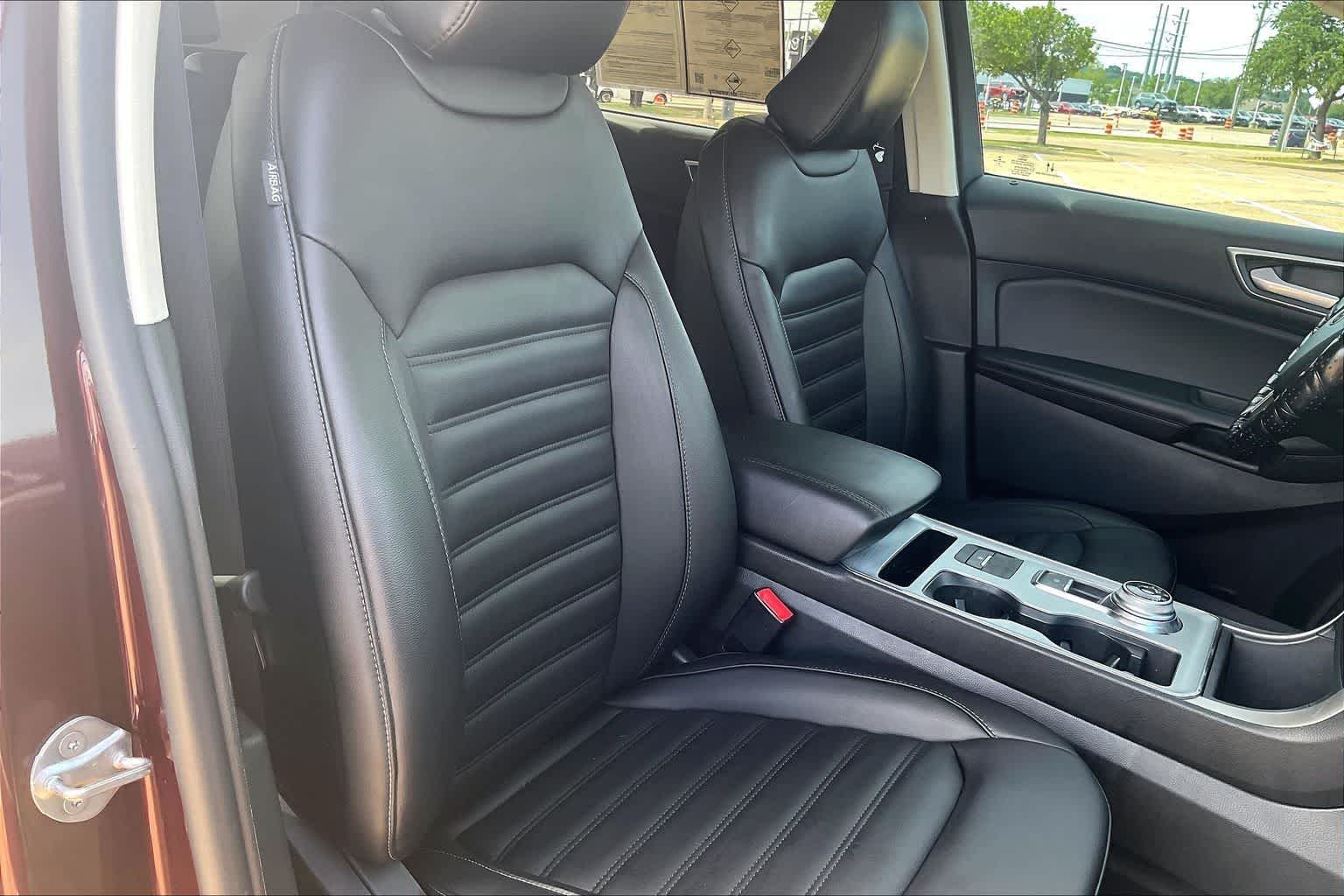 Thumbnail: 2022 Ford Edge - 12