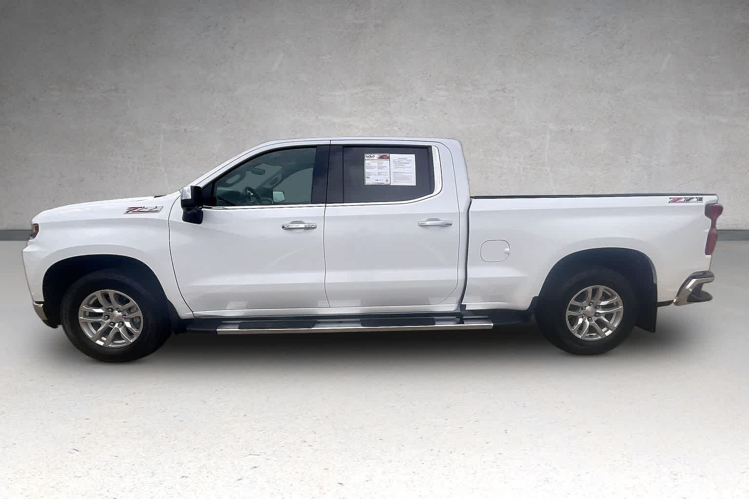 Thumbnail: 2021 Chevrolet Silverado 1500 - 3