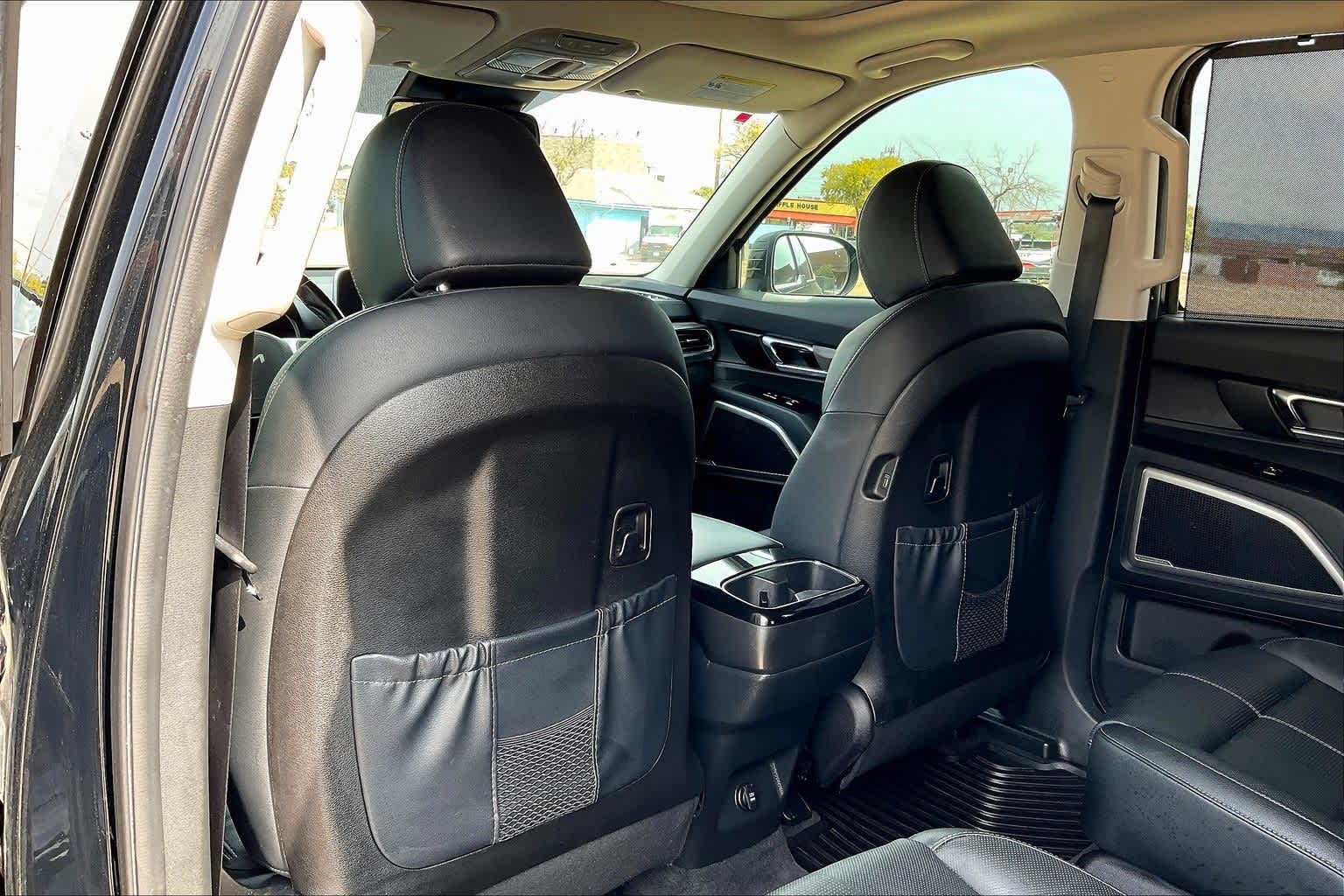 Thumbnail: 2022 Kia Telluride - 12