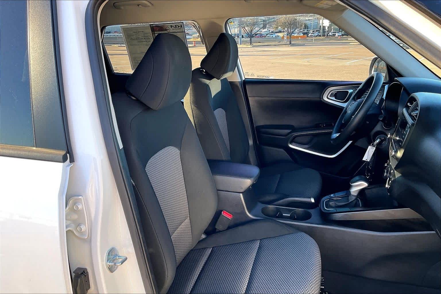 Thumbnail: 2023 Kia Soul - 12