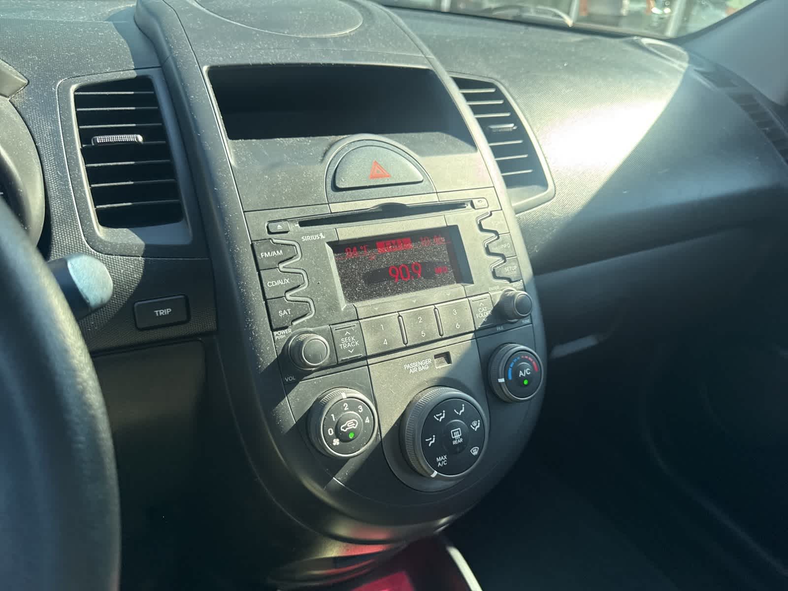 Thumbnail: 2011 Kia Soul - 6