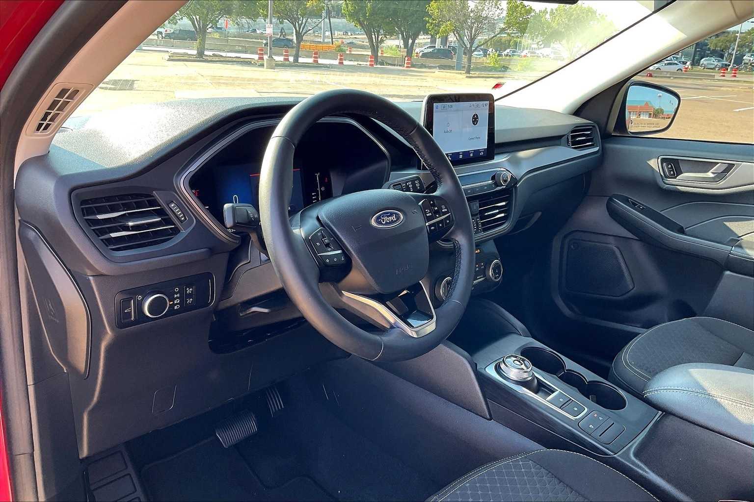 Thumbnail: 2023 Ford Escape - 2