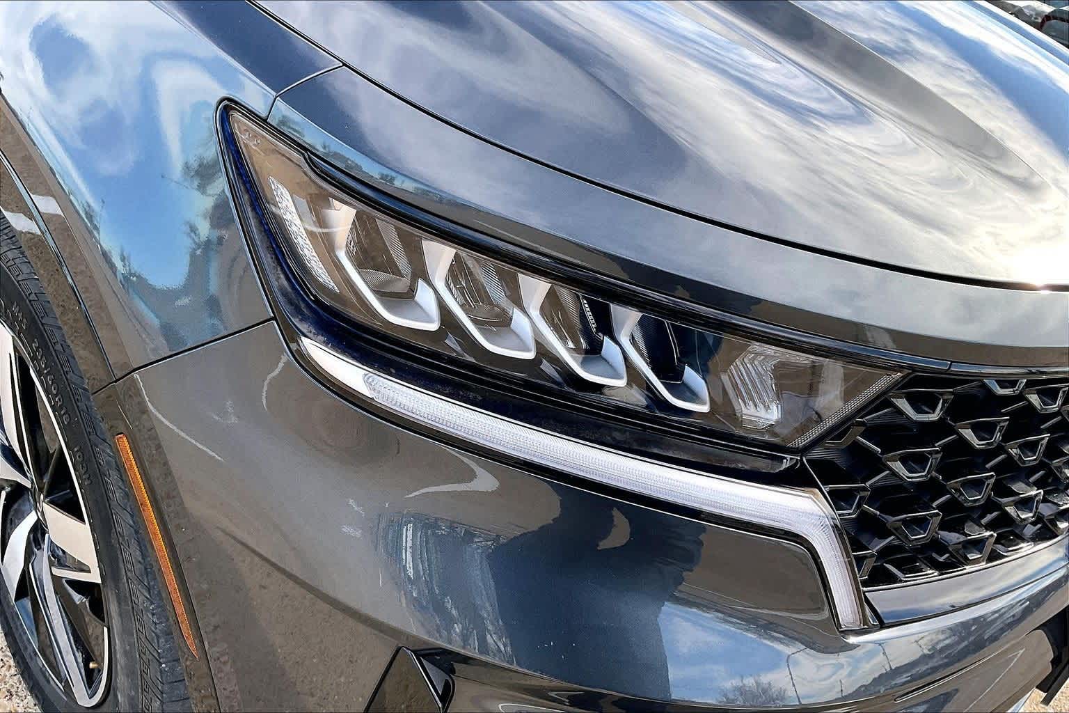 Thumbnail: 2023 Kia Sorento - 30