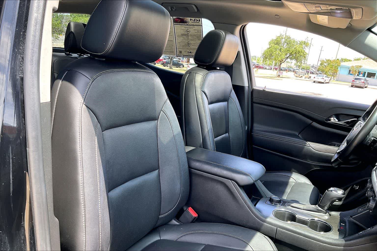 Thumbnail: 2019 GMC Acadia - 13