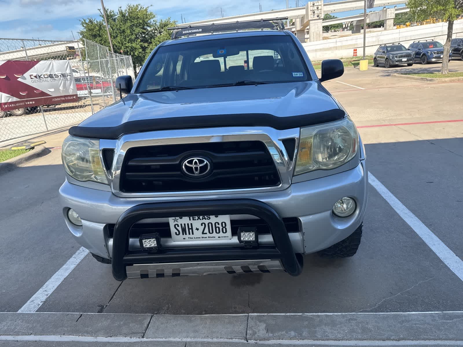 Thumbnail: 2006 Toyota Tacoma - 2