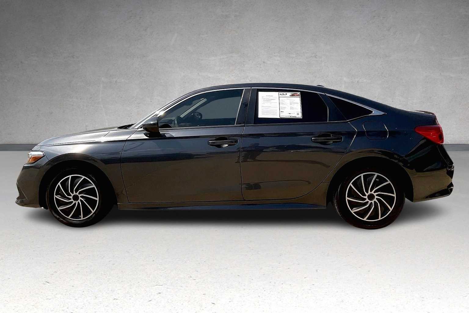 2022 Honda Civic LX photo 2