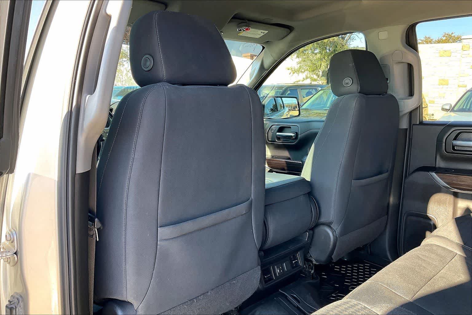 Thumbnail: 2021 Chevrolet Silverado 1500 - 12