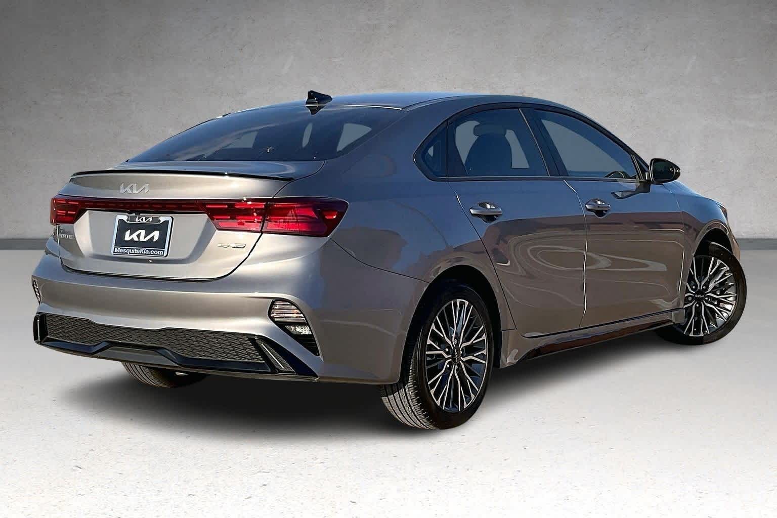 Thumbnail: 2024 Kia Forte - 22