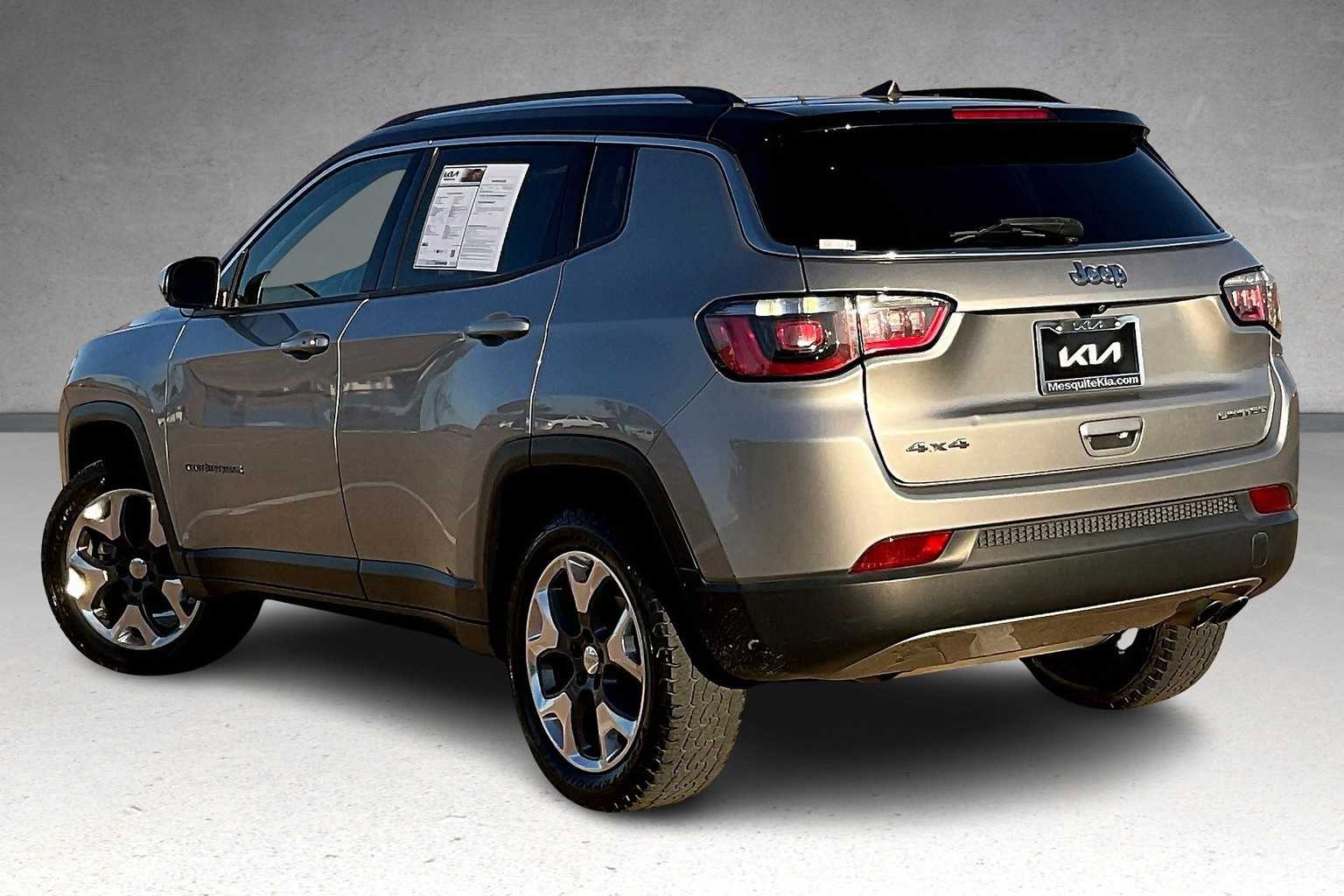 Thumbnail: 2019 Jeep Compass - 4
