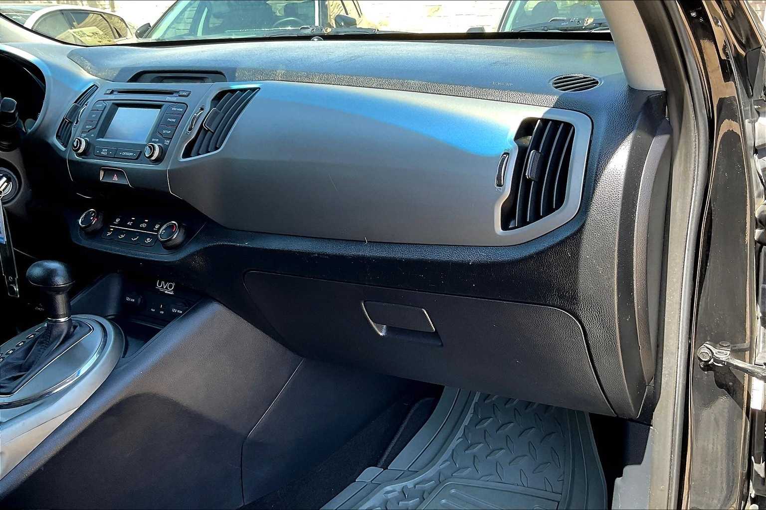 Thumbnail: 2014 Kia Sportage - 22