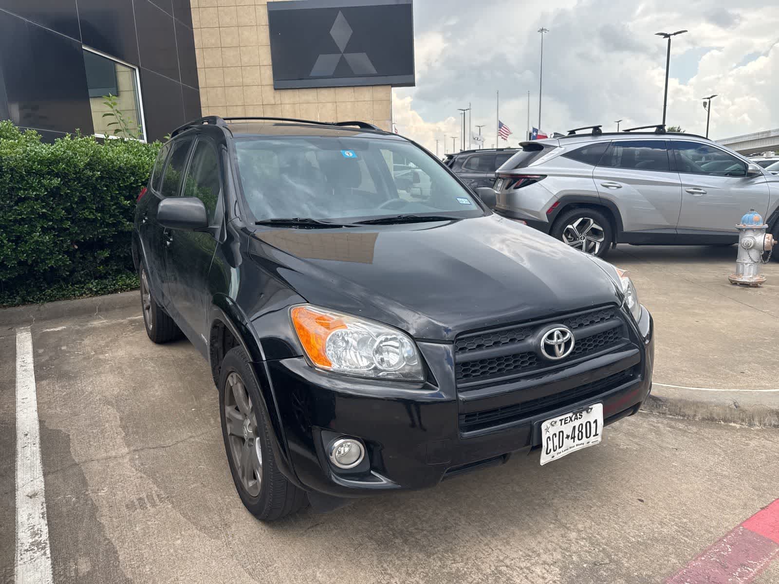 Thumbnail: 2010 Toyota RAV4 - 3
