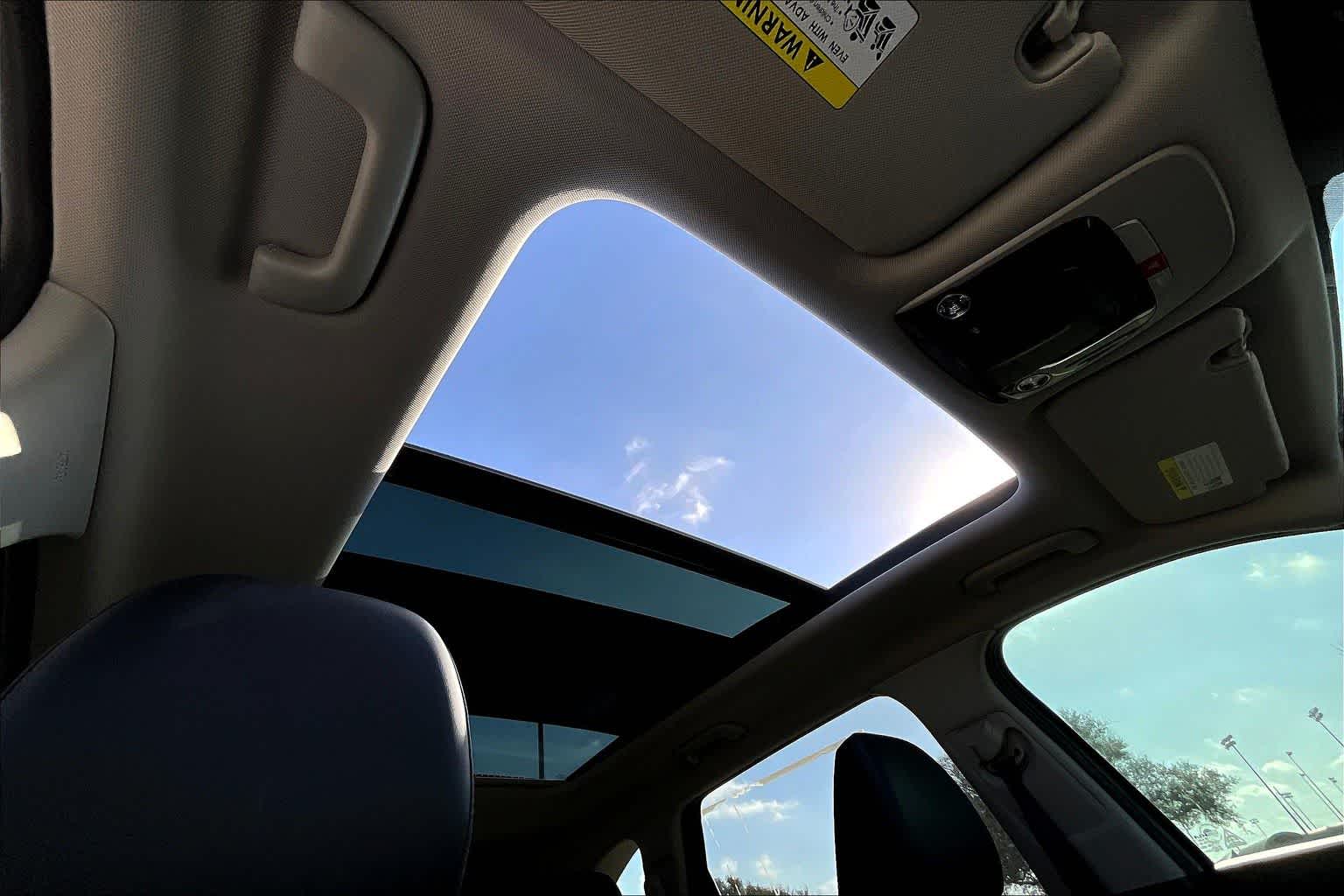 Thumbnail: 2024 Kia Sorento - 30