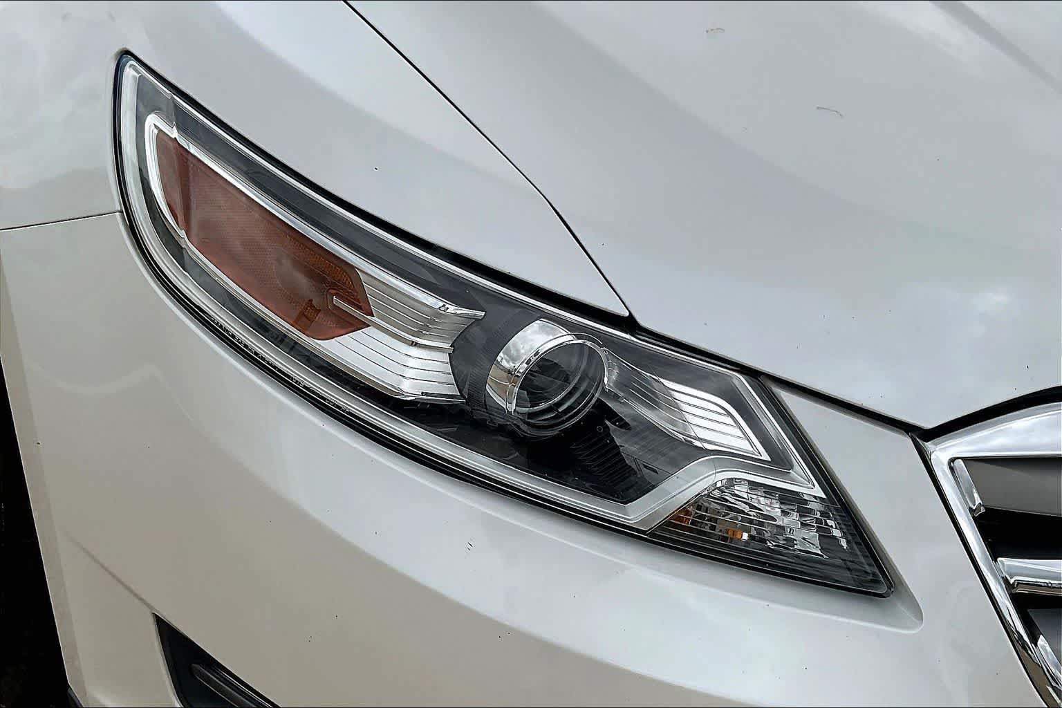 Thumbnail: 2012 Ford Taurus - 31