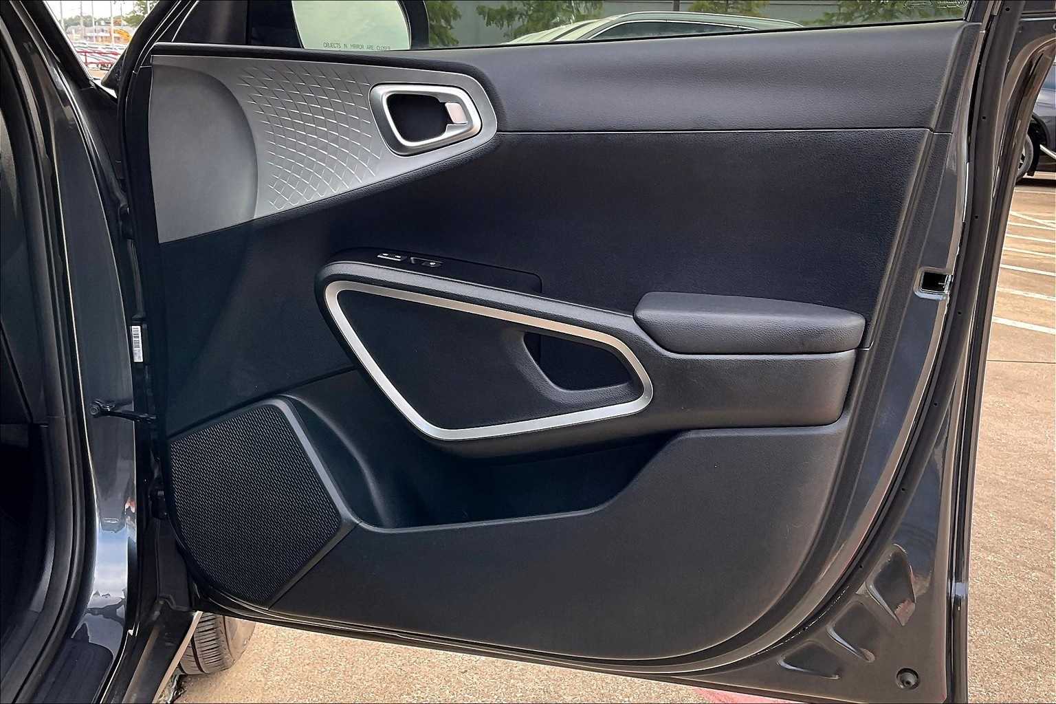 Thumbnail: 2021 Kia Soul - 27