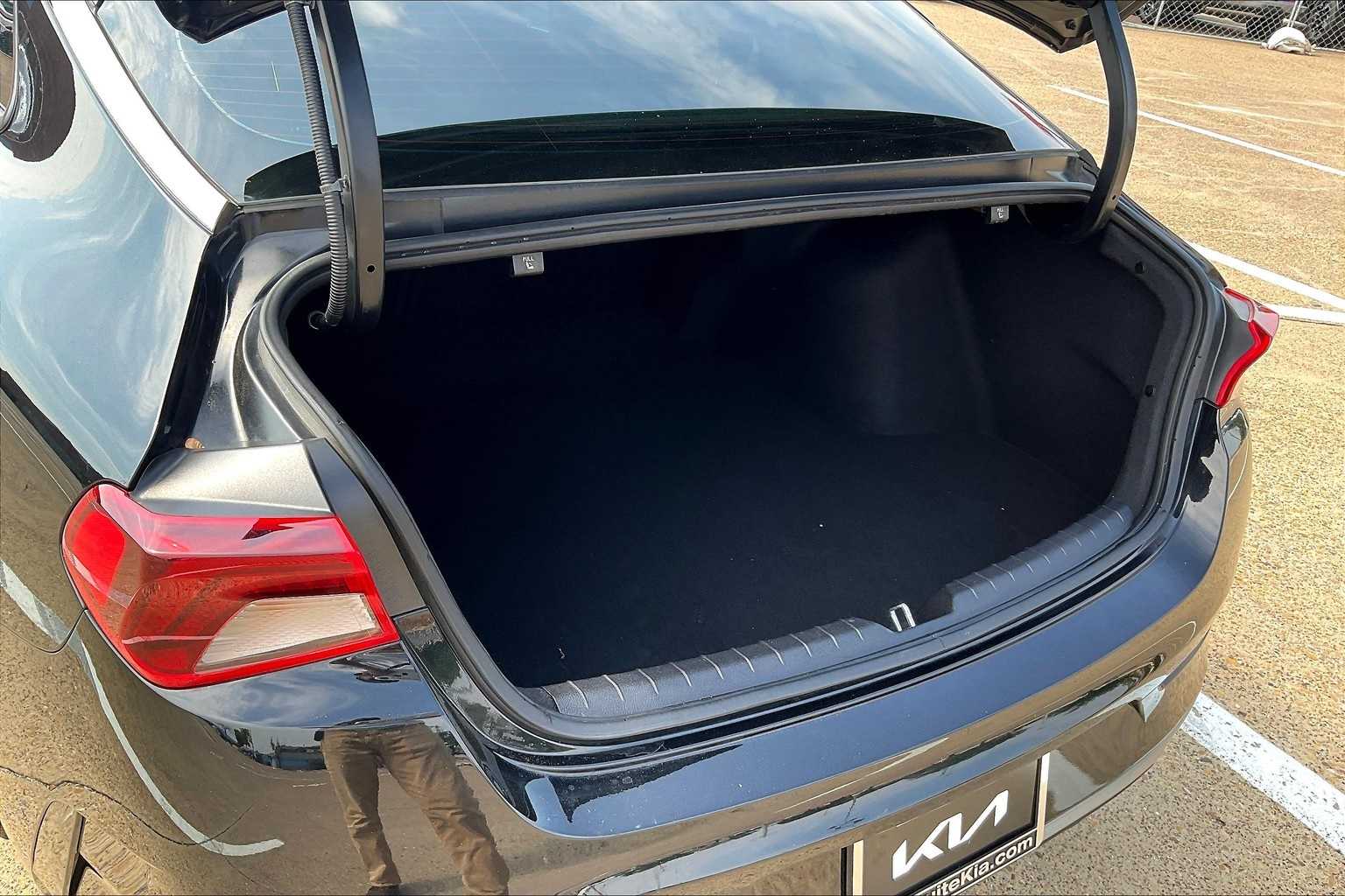 Thumbnail: 2024 Kia K5 - 17