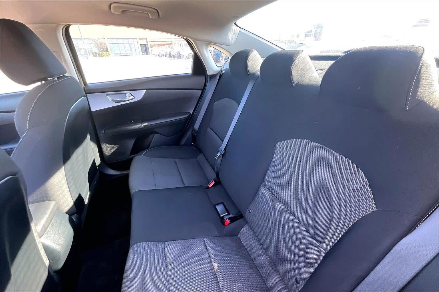 Thumbnail: 2024 Kia Forte - 28