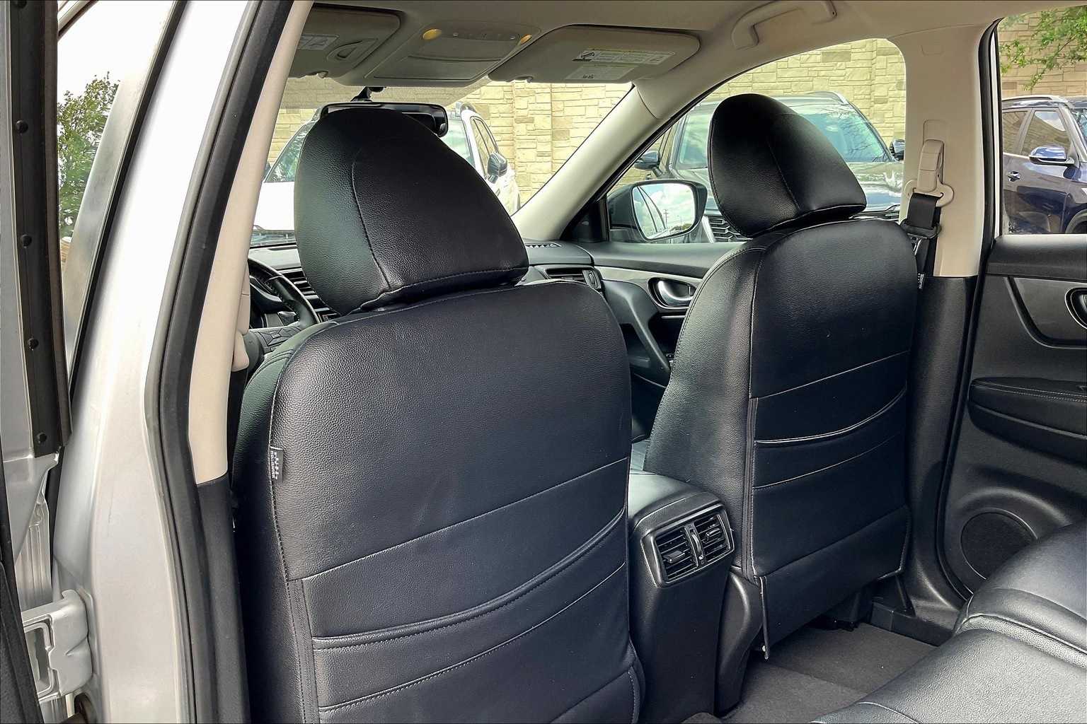 Thumbnail: 2017 Nissan Rogue - 12