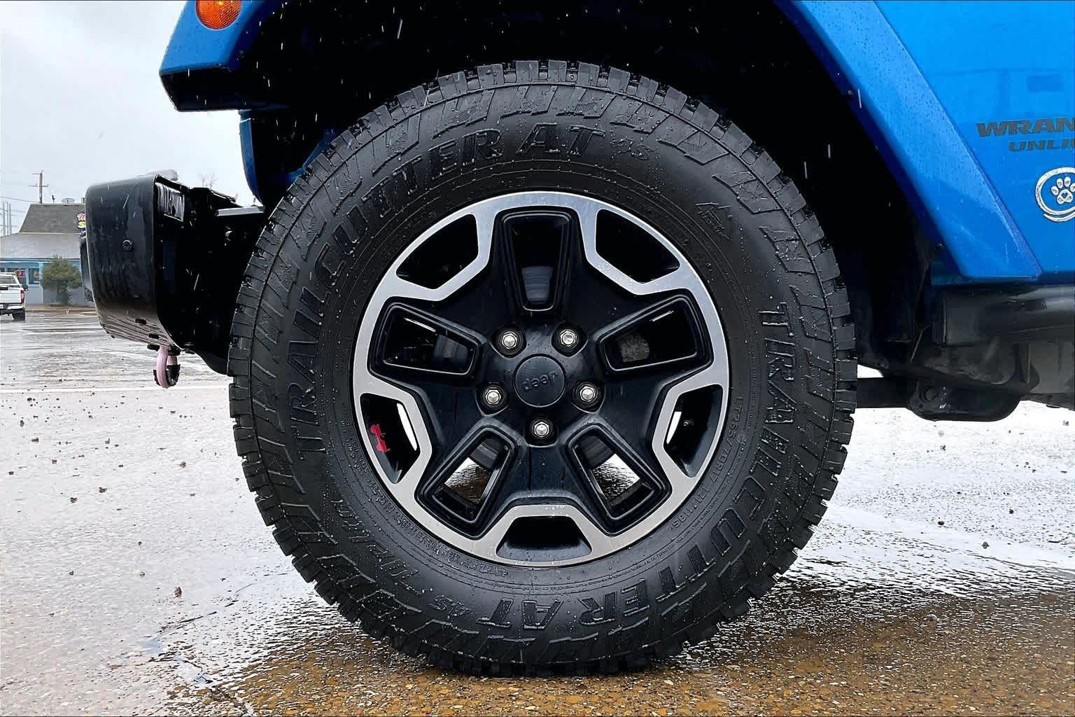 Thumbnail: 2016 Jeep Wrangler - 7